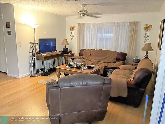 3rd image of 8530 SW 20th Pl