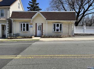 307-309 Berkeley Ave, Bloomfield, NJ 07003