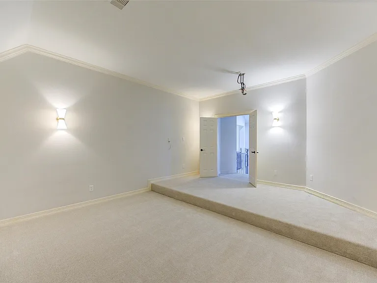 3007 Mullingar Walk — Photo 45
