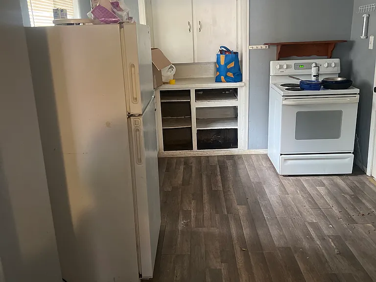 428 N 12th Ave — Photo 8