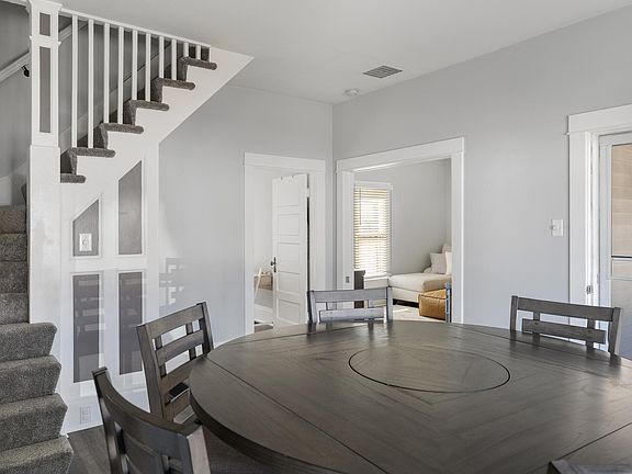 5th image of 903 Gladstone St