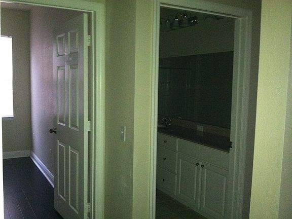 3rd image of 316 Southern Pecan Cir Unit 105