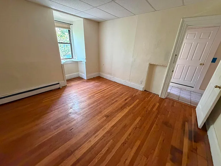 179.5 Harvard St #3-5 — Photo 23