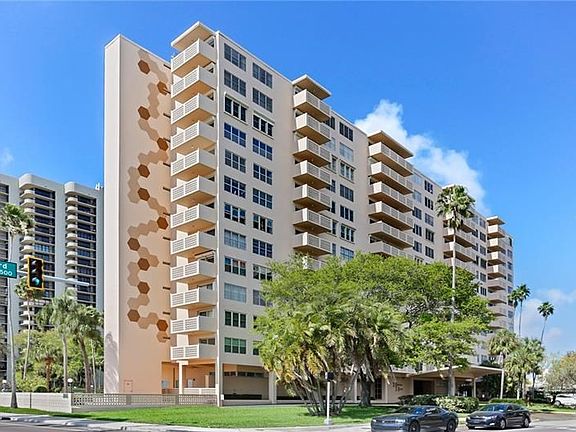 2nd image of 2401 Bayshore Blvd Unit 1204