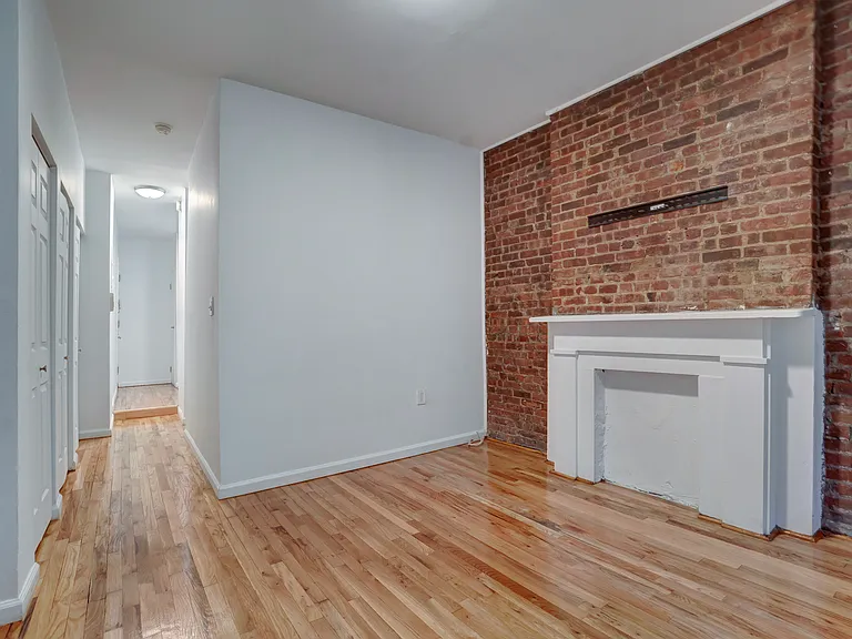 412 W 49th St #3B — Photo 2