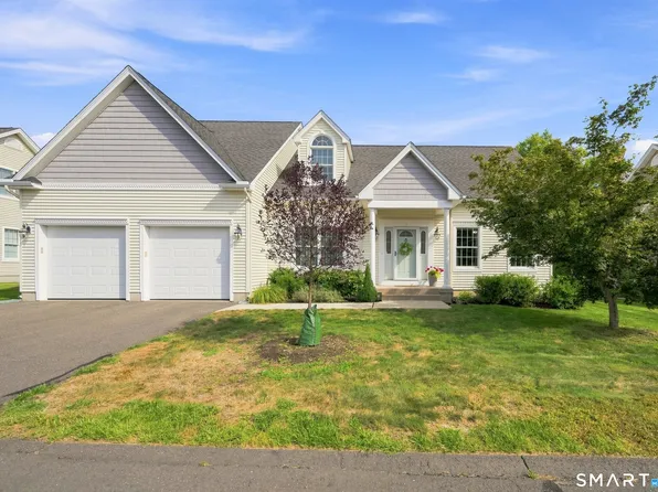 4 Charles Court #4, Suffield, CT 06078