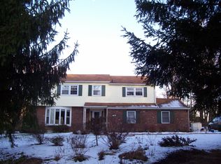 512 N Whitford Rd, Exton, PA 19341