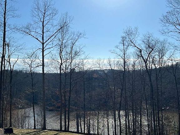 3rd image of 940 Purvis Rd