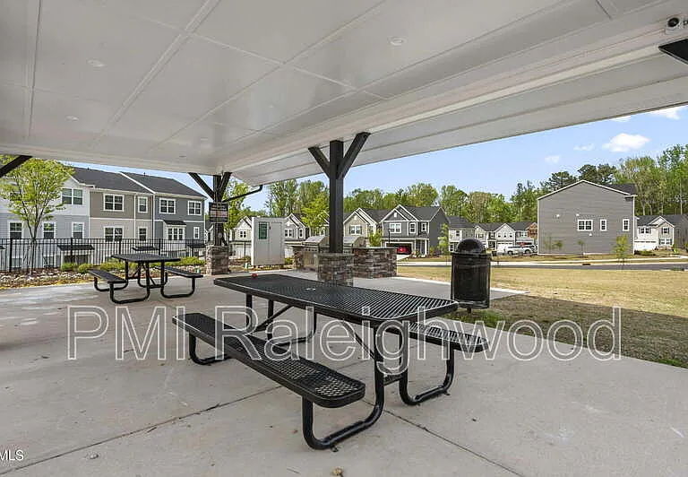 1838 Woodall Crest Dr — Photo 43