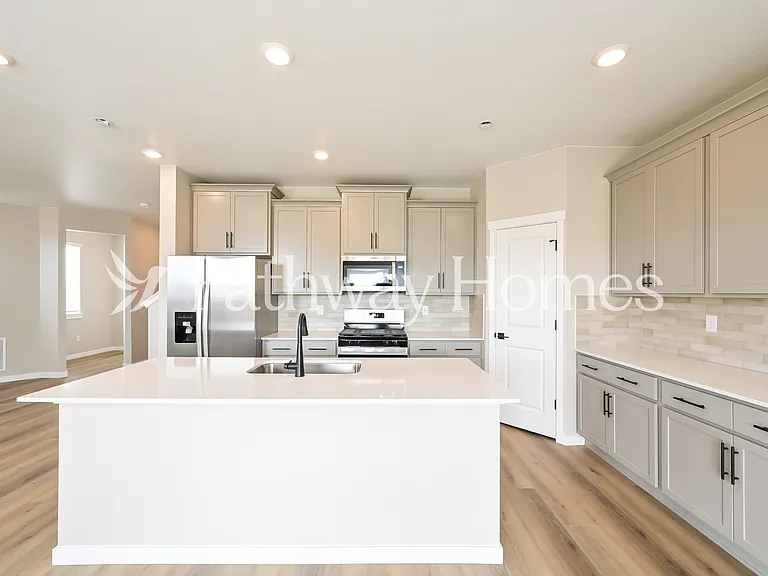 17861 E 94th Ave — Photo 6