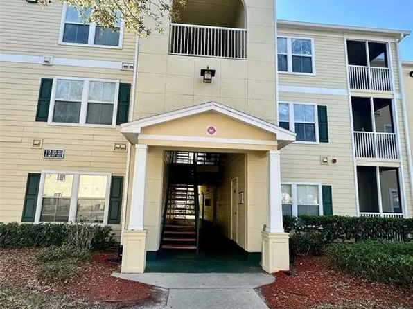 18121 BRIDLE CLUB DRIVE #18121, TAMPA, FL 33647