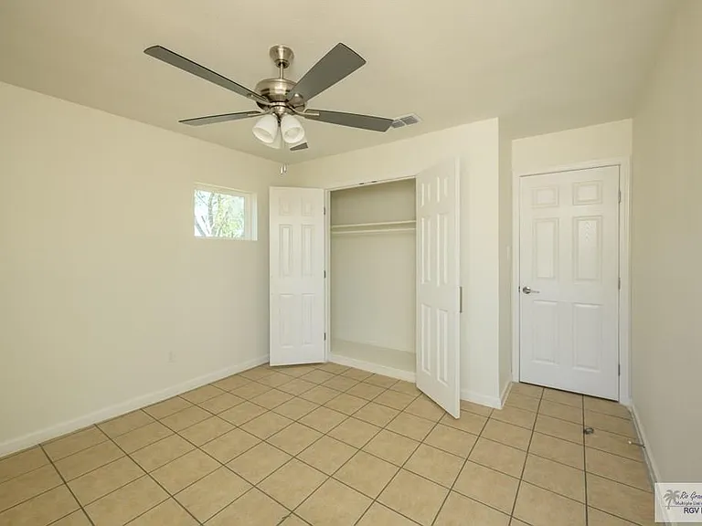 1821 Warren St — Photo 13