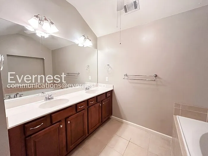 2148 W Village Ln SE — Photo 18