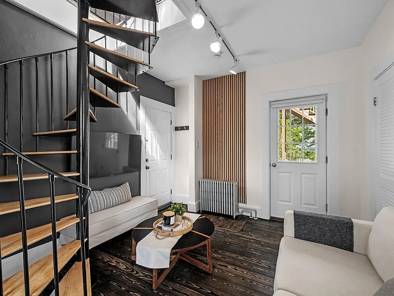 28 Columbus Ave #4 — Photo 4