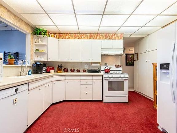 3rd image of 1850 Amberwood Dr