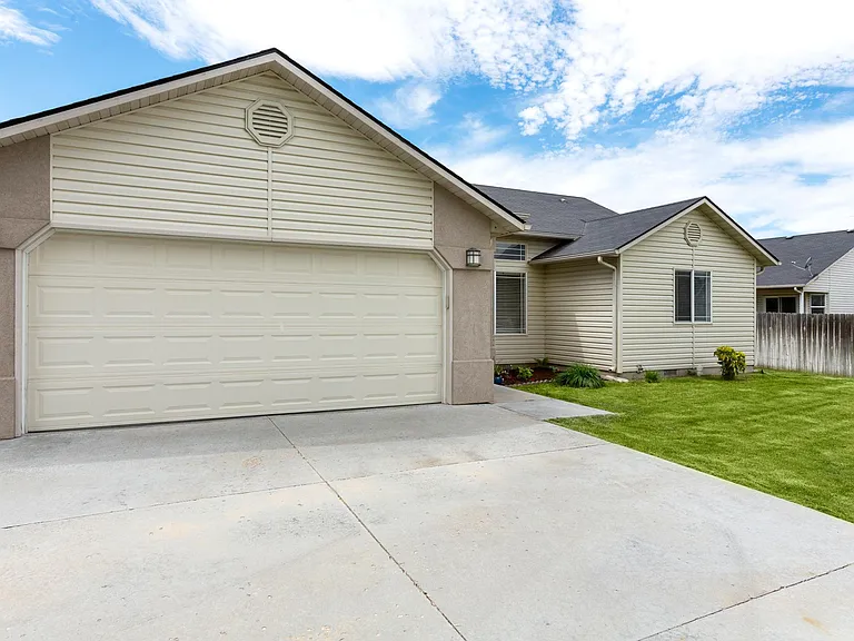 75 S Pebble Ct — Photo 23