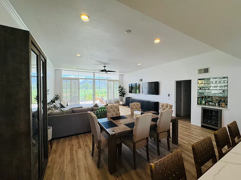 47760 Eisenhower Dr — Photo 3