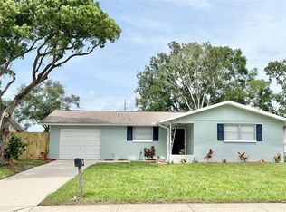 8217 Fox Hollow Dr, Port Richey, FL 34668