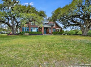 429 W Broadview Dr, San Antonio, TX 78228