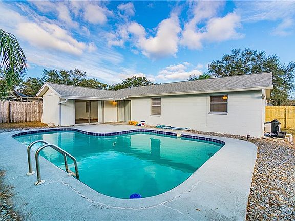 2nd image of 3112 Palm Ct