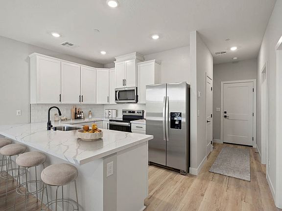 Your chef-ready kitchen awaits!
