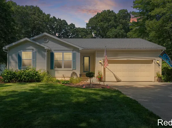 12857 Buchanan St, Grand Haven, MI 49417