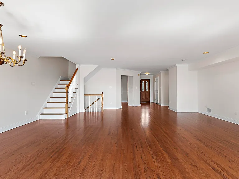 119 Panorama Dr — Photo 17