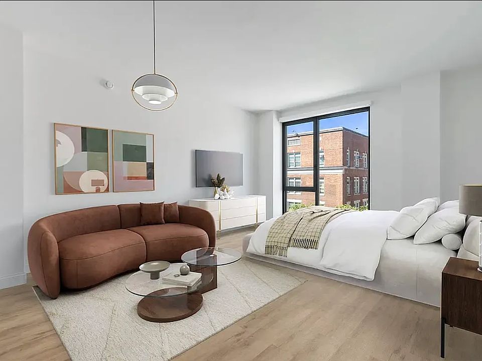 1st image of 300 W 136th St #6A