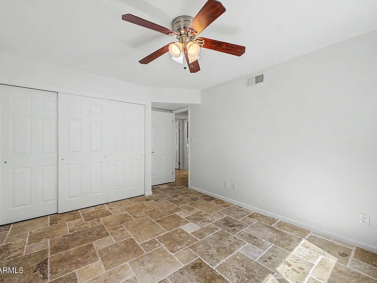 5134 N 78th Pl — Photo 17