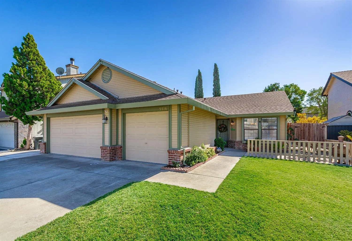 5516 Ravine Creek Way photo 1