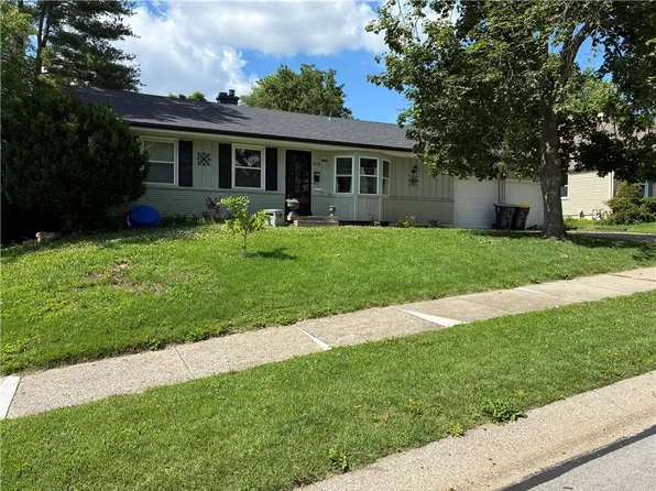 3528 NE 49th St, Kansas City, MO 64119