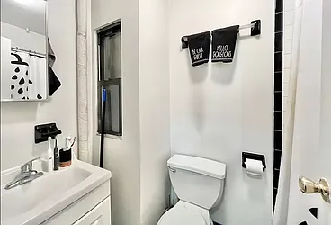 Rented by KNOCKKNOCK LLC