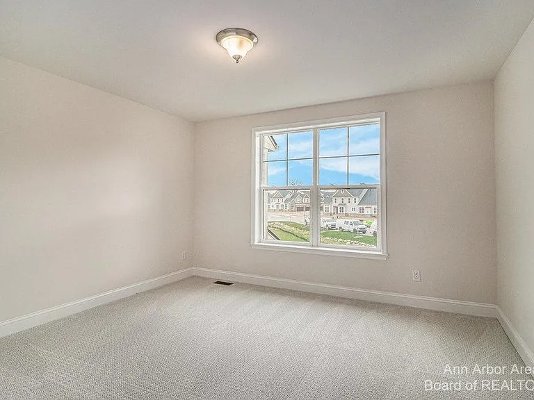 3343 Roseford Blvd — Photo 32