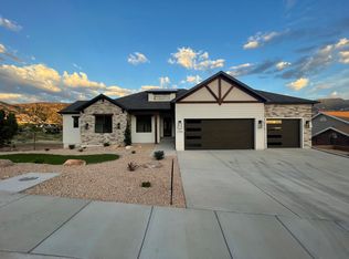 1204 N Fairway Dr, Cedar City, UT 84721
