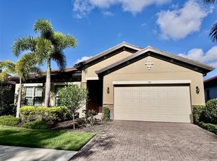 380 Maraviya Blvd, Nokomis, FL 34275