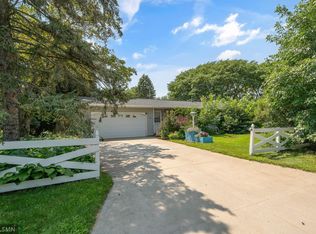 2102 Jade Ln, Eagan, MN 55122