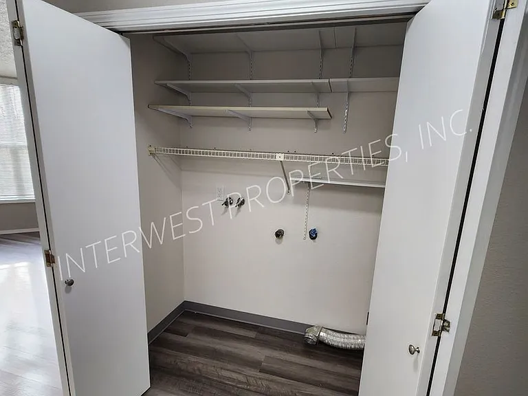 1525 SW 14th Ave — Photo 9