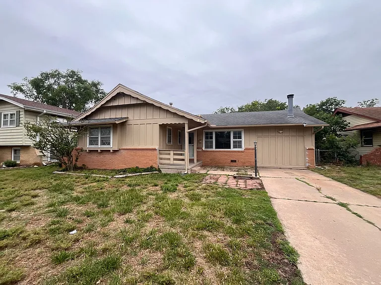 1509 W Anita Ave — Photo 1