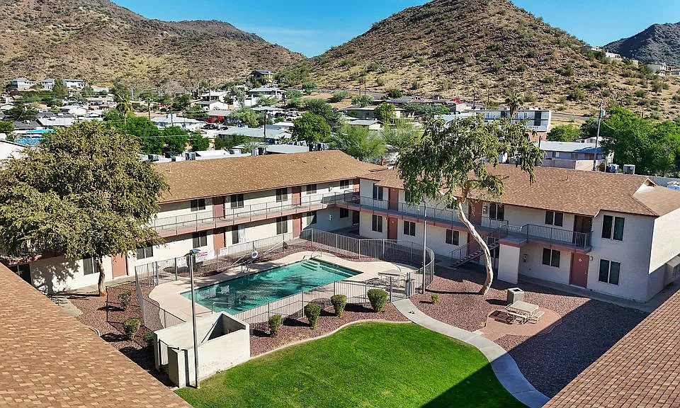 Windrose Villas Apartments