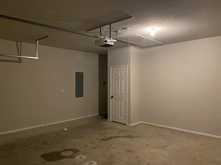 6611 Warrington Rd — Photo 27
