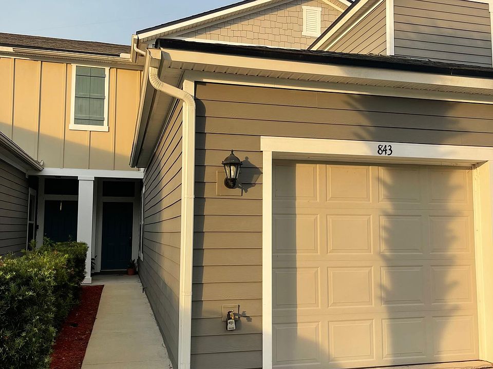 1st image of 843 Servia Dr