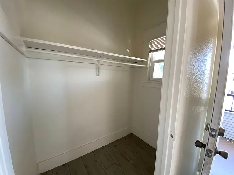 One Bedroom Apartment in Downtown Stockton — Photo 10