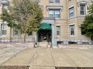 1427 Commonwealth Ave APT 204, Brighton, MA 02135