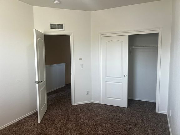 4th image of 4089 W Peach Tree Ln
