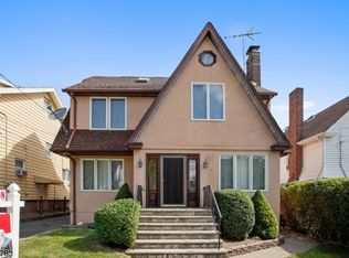 210 Overlook Ave, Belleville, NJ 07109