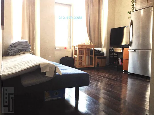 Rented by Loom Group | media 52