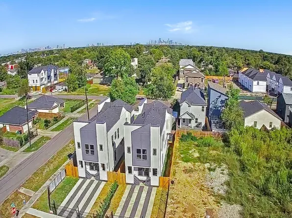 4805 Paula St, Houston, TX 77033