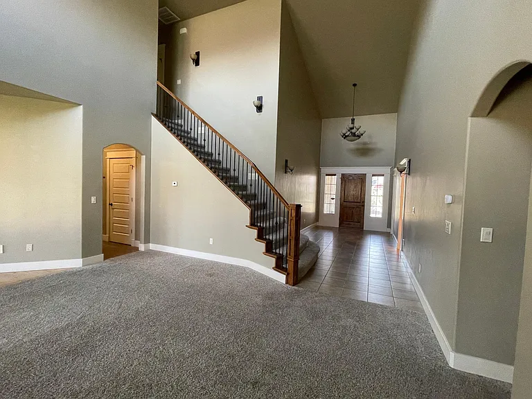 644 N Senora Way — Photo 4