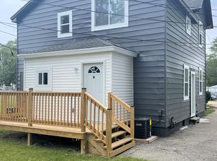 180 S Lynn Ave #3, Waterford, MI 48328