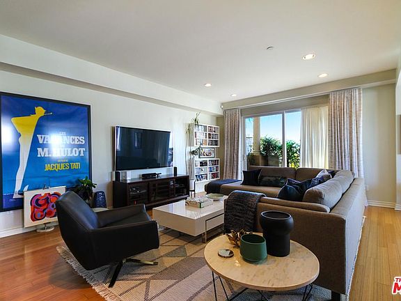 3rd image of 2230 S Bentley Ave #Penthouse 1